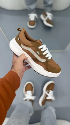 Tênis Casual Vans Ultrarange EXO Sintético Caramelo Unissex Disponível 34 AO 43