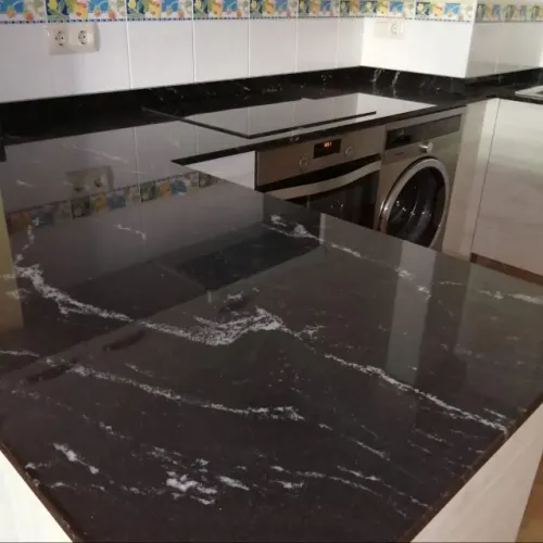 Bancada de Cozinha em Preto Via Láctea Sob Medida