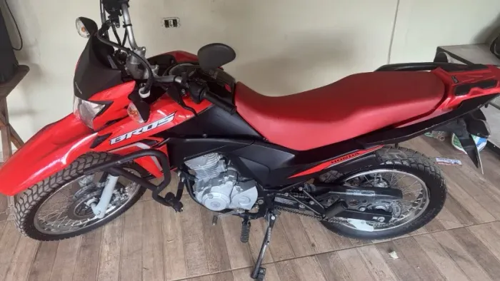 Honda NXR 60 Bross Ano 2024