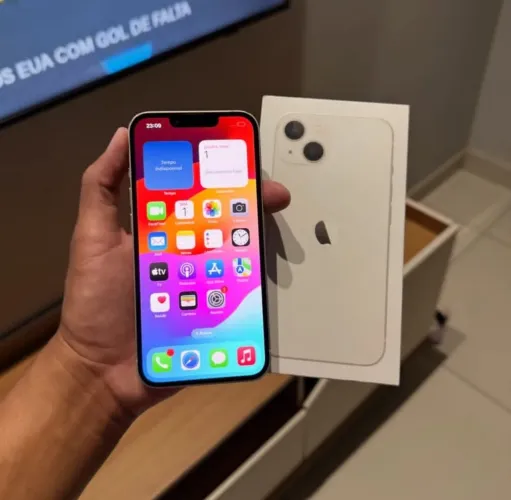 IPhone 13 Branco 5G 128GB completo na caixa!