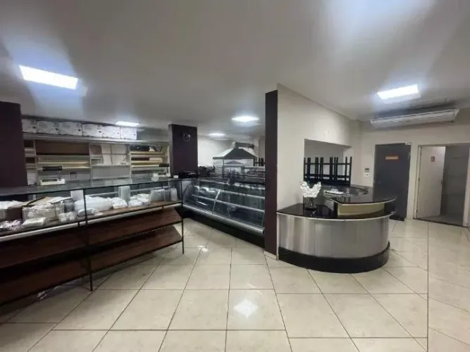 Salão para alugar em Piracicaba, Dois Córregos, com 280 m²