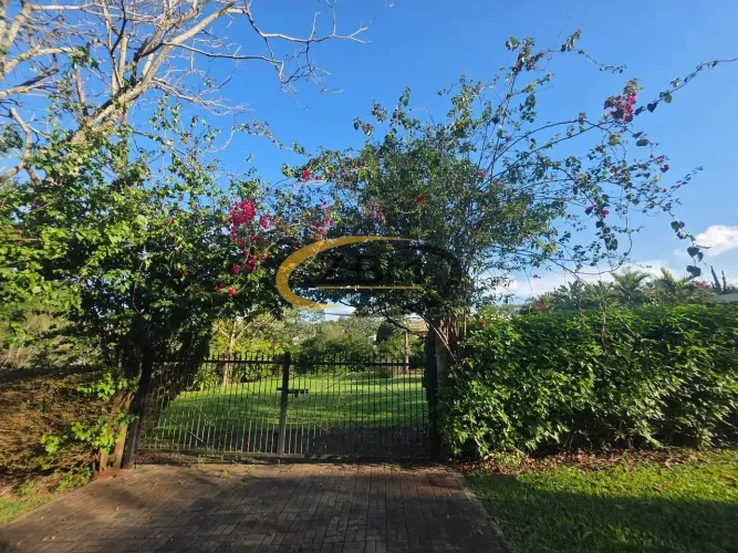 Chácara à venda, Condomínio Estância Cabral, 1492 m² de terreno, Cambé, PR