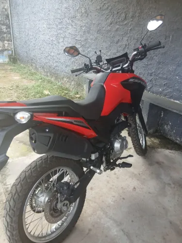 Honda NXR Bros 2025 - Muito Nova / Baixa Kilometragem