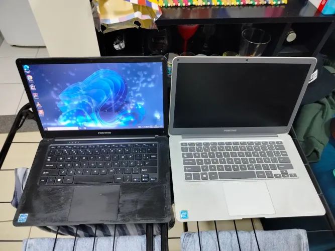2 notebooks