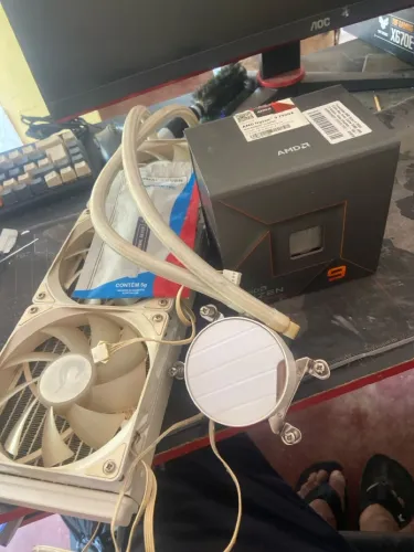 Processador AMD Ryzen 9 7900X (Até 5.6GHz, 12 Cores, Cache 76MB) AM5