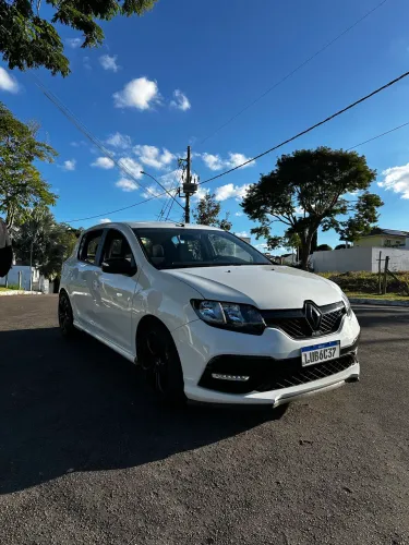 Renault Sandero Sport RS 2.0 Hi-power 16V 5P 2016