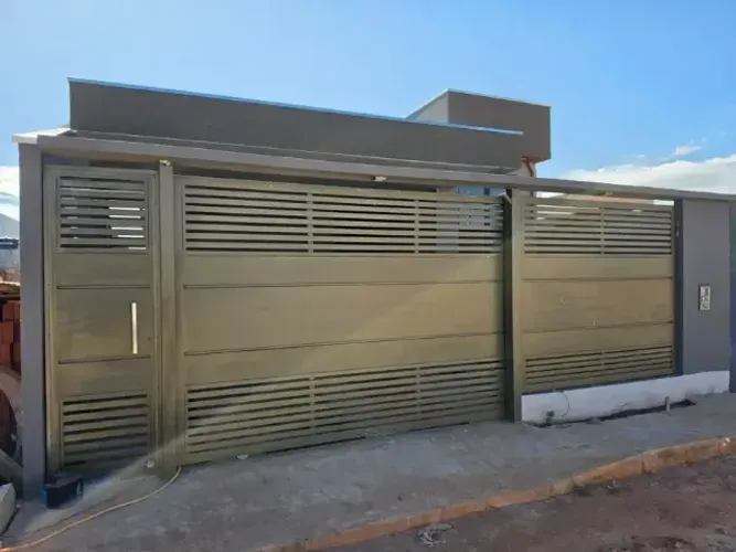 VENDO OTIMA CASA EM VICENTE PIRES*no boleto