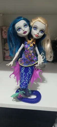 Boneca Monster High Peri e Pearl