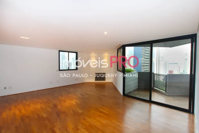 Apartamento, Moema - São Paulo