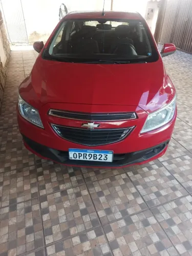 Chevrolet Onix Hatch LT 1.0 8V Flex Power Mec. 4P 2013