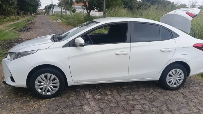 Toyota Yaris XL Sedan 1.5 Flex 16V 4P Aut. 2024
