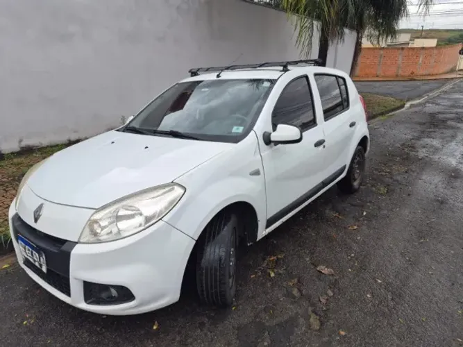 Renault Sandero Expression Hi-flex 1.6 8V 5P 2013