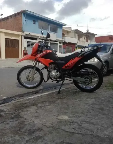 Bros 2012