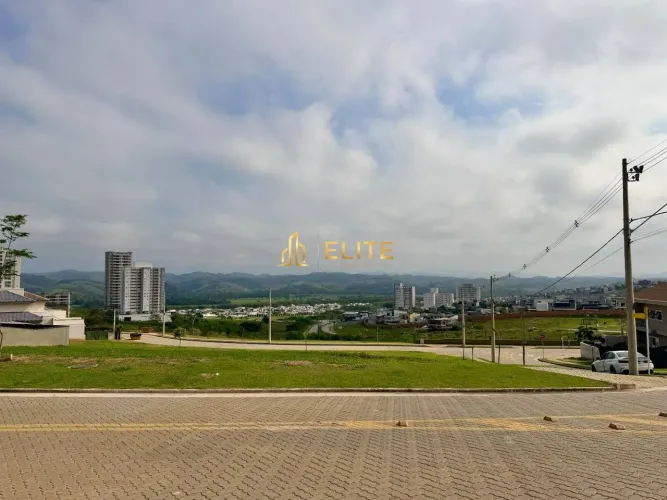 Terreno de Esquina com 557 m² no Urbanova, Condomínio Terras Alpha, São José dos Campos SP