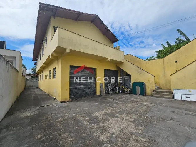 Casa em Rua Riachuelo - Centro - Peruíbe/SP