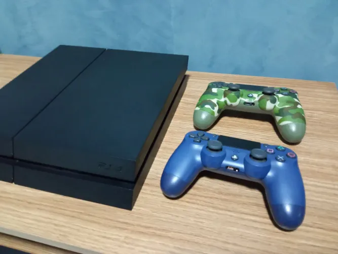 Playstation 4 FAT preservado