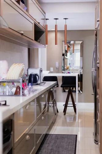 Apartamento 4 Quartos Mobiliado e Equipado no Pioneiros  Balneário Camboriú.