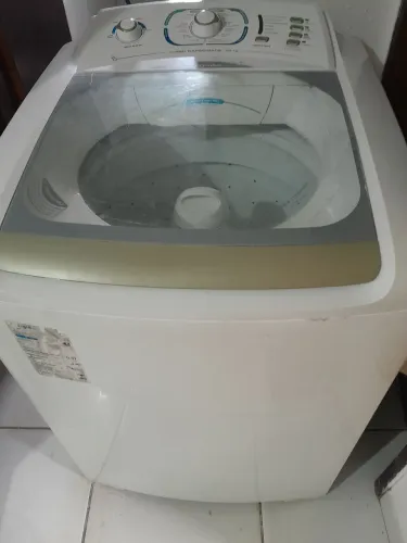 Vende máquina de Lavar Roupa Electrolux 12
