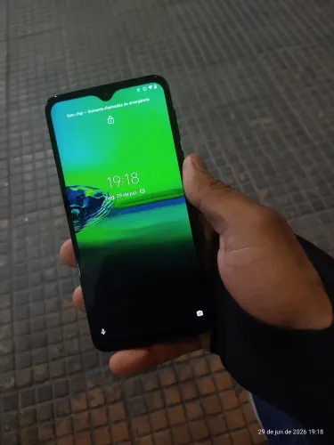 Moto g 8 play