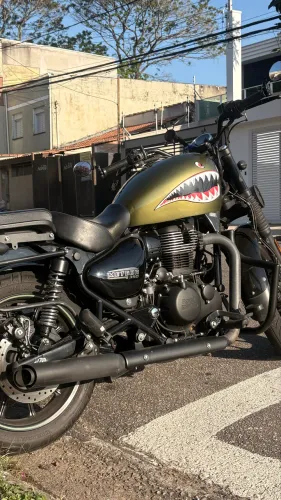 RE Meteor 350 Fireball 2023 com Capa de Tanque