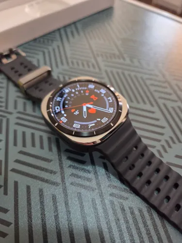 Galaxy Watch Ultra Titânio Prata 2025