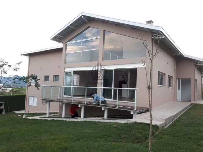 Casa de condomínio à venda, no Village da Serra em Tremembé, Loteamento Comercial e Reside