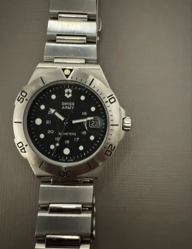 Relógio Victorinox Dive Master 300