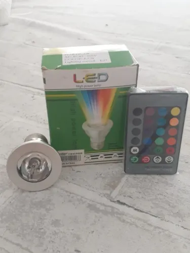 lâmpada De Led high power 20w=3w com16 Cores +controle remoto