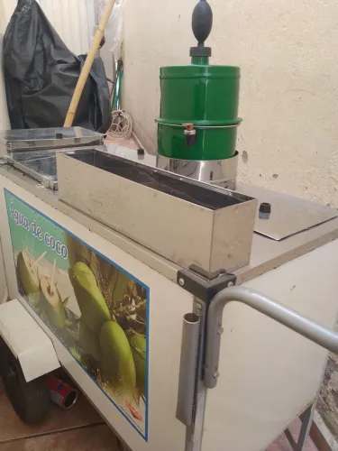 Carrinho água de coco 