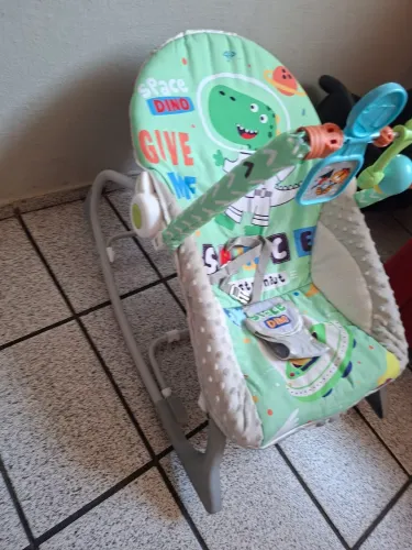 Cadeira de balanço bebê