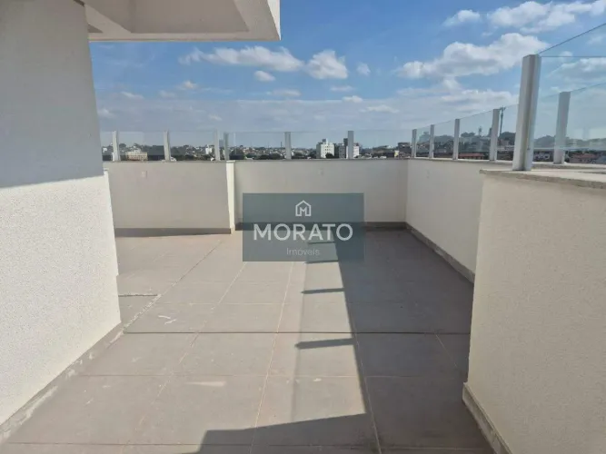 Cobertura 2 Quartos, Suíte, 3 Vagas de Garagem, no Bairro Serrano