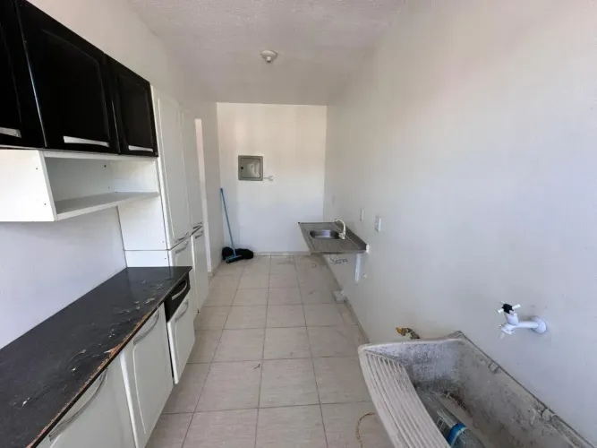RES.  ACACIAS 1 , 2 QTOS, 3º ANDAR, 1 VAGA, FINANCIA