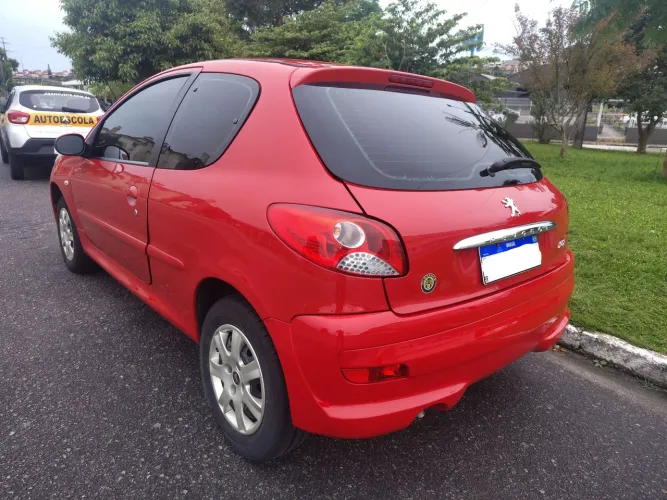 Peugeot 207 XR 1.4 Flex 8V 5P 2012