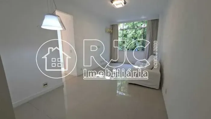 Imóvel para venda com 70 metros com 3 quartos em Tijuca