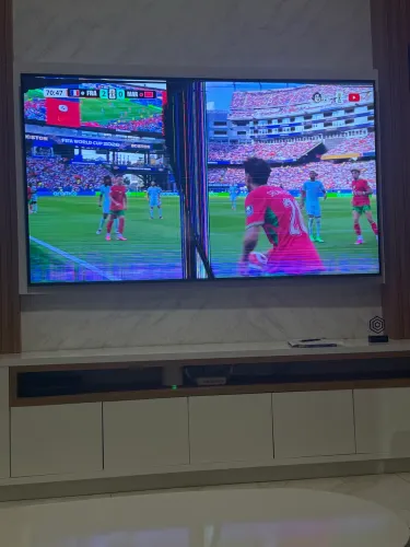 Smart TV Samsung 85 Crystal UHD 4K 85DU8000 - Defeito na Tela