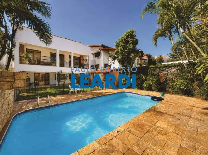 CASA EM CONDOMÍNIO - PARQUE DOS PRÍNCIPES - SP