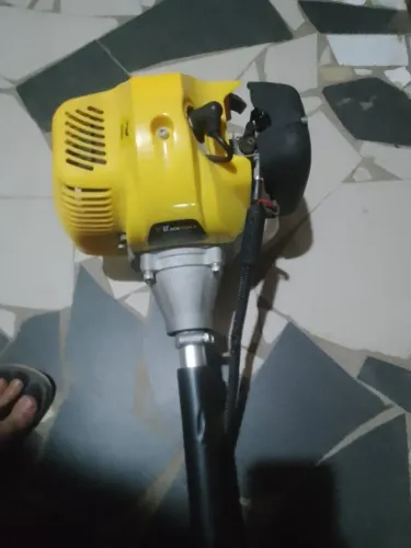 Rocadeira a gasolina 