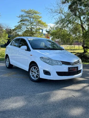 Chery Celer Sedan 1.5 16V Flex 5P 2015