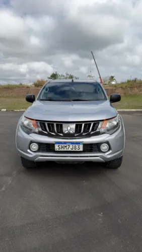 Mitsubishi L200 Tri. Outdo. GLS 2.4 CD 4X4 Die. AUT 2023