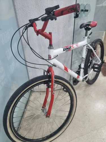 Bicicleta Montan Bike aro 26 18 marchas