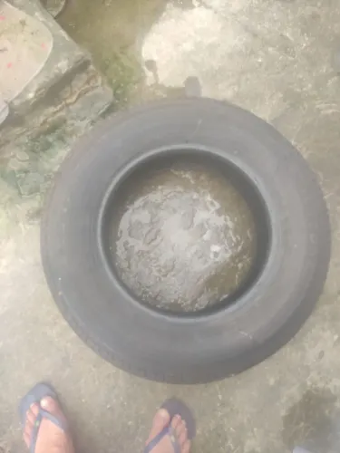 Pneu 205/75/r16 100 reais