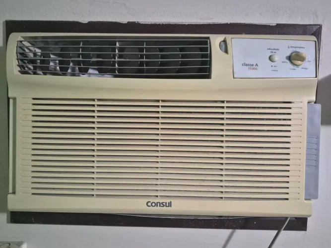 ?Ar Condicionado de Janela Consul 12.000 BTUs 220V
