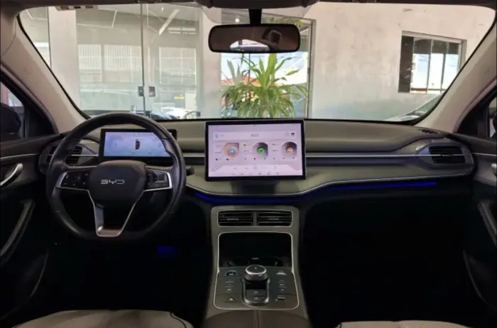 BYD King GL 1.5 16V Híbrido Aut. 2025