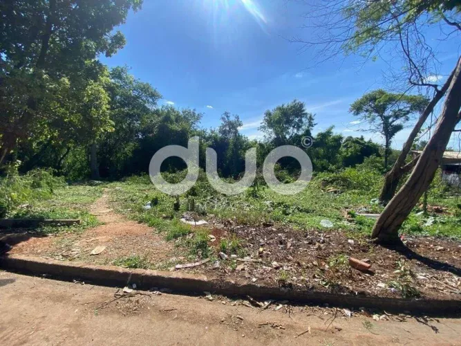 Terreno à venda, 250 m² por R$ 100.000,00 - Vila Rezende - Piracicaba/SP