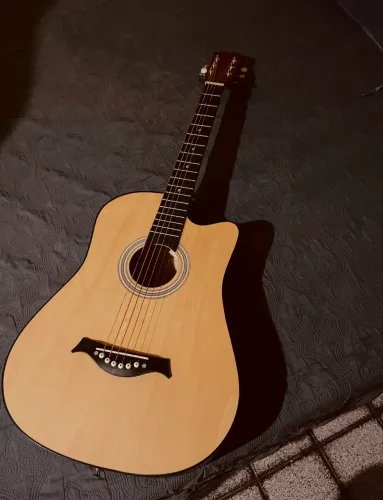 Violão + Suporte de Chão + 3 Palhetas - Ótimo Estado!
