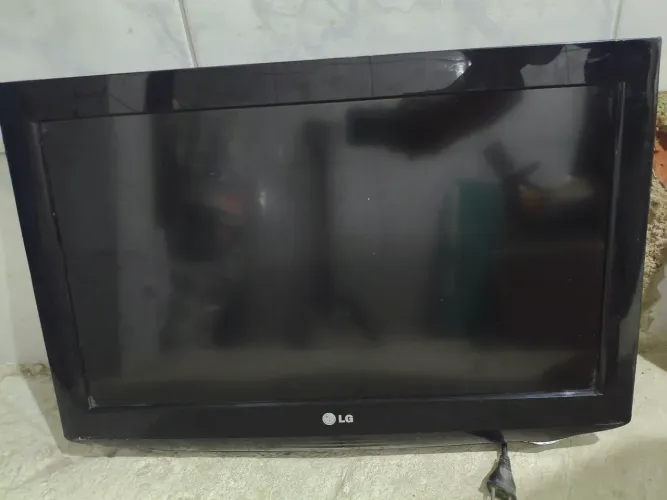 Vendo essa tv Android por R$ 500 