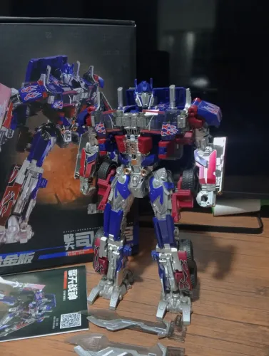 Optimus Prime; Transformers Metal Model 30cm