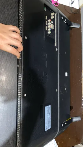Televisão para conserto
