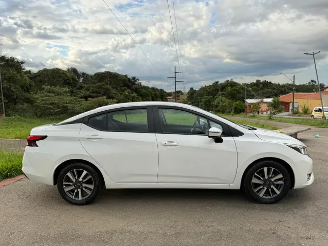 Nissan Versa Advance 1.6 16V Flex AUT 2024