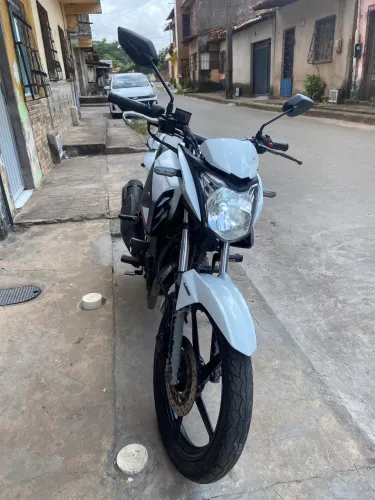 Fazer 150 11 mil pra vender logo
